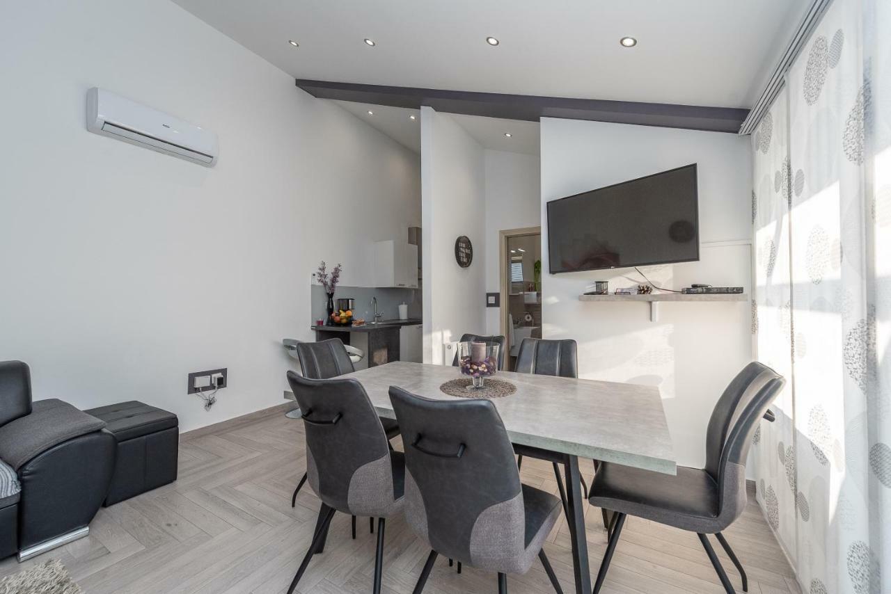 Apartments Luky Zadar Extérieur photo